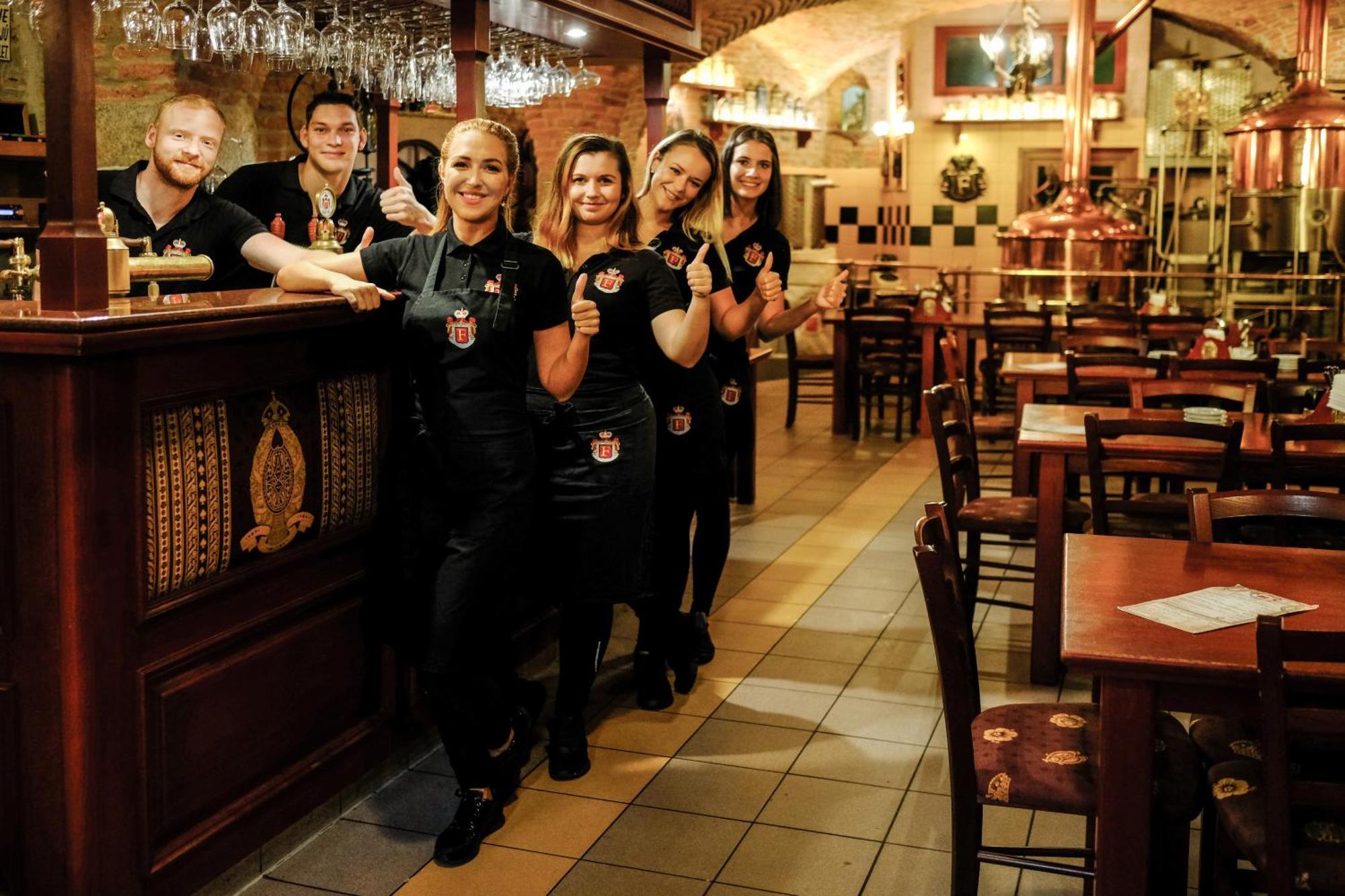 Hotel Cisar Ferdinand Loket Dış mekan fotoğraf