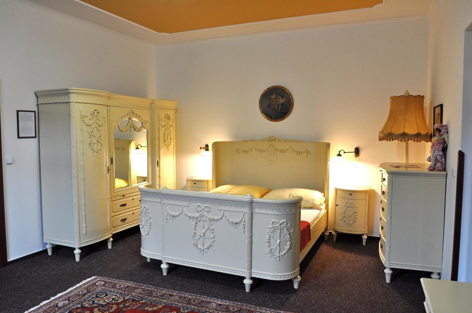 Hotel Cisar Ferdinand Loket Dış mekan fotoğraf